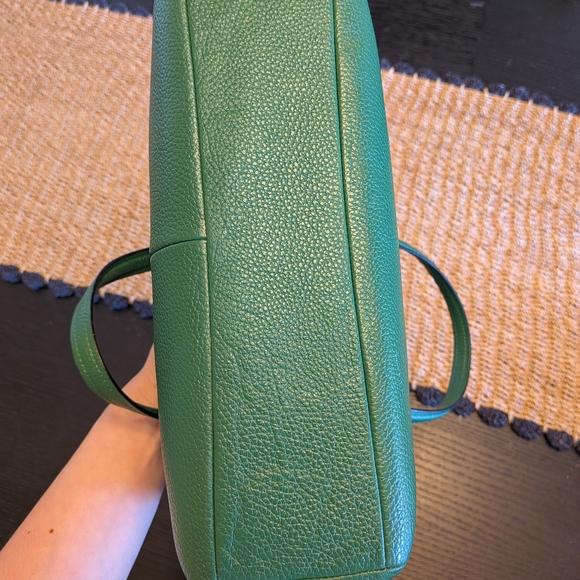 Coach Elise Green Leather Tote Bag - Picture 4 of 6